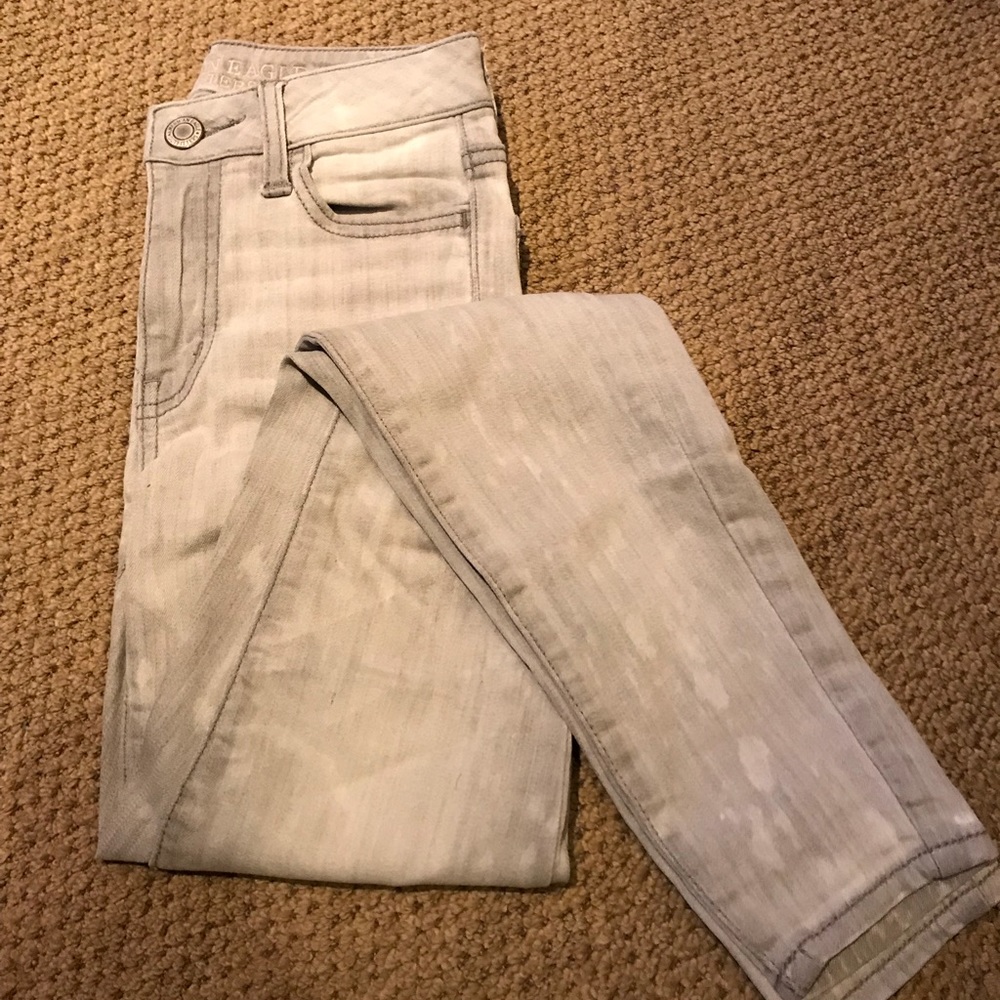 American Eagle distressed gray jeans, Size 2